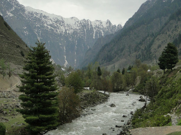 నిలగ్రడ్ నది