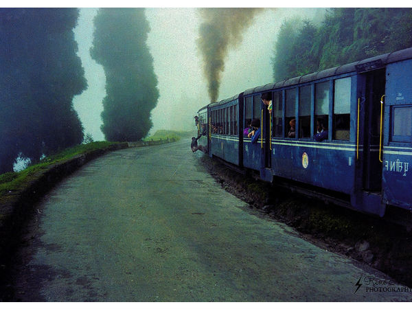 న్యూ జల్ పాయ్ గురి నుంచి మొదలయ్యే యాత్ర