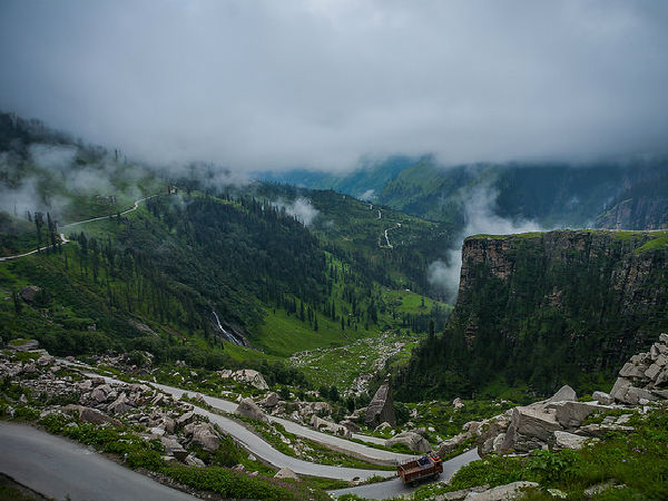 ట్రెండ్ కు తగ్గట్టు ..!
