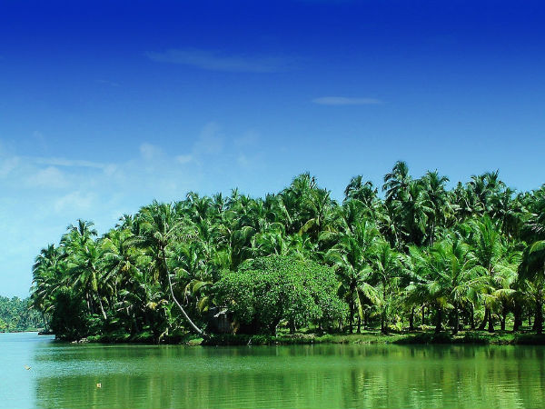 సరస్సులు మరియు తీర ప్రాంతం