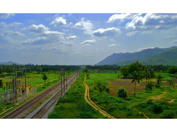 ఏడు ట్రెక్ దారులు 