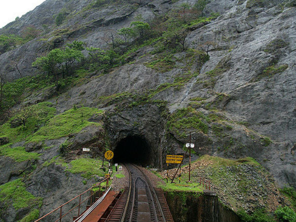 దండేలి ఎలా చేరుకోవాలి ?