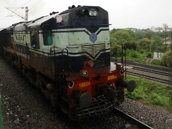 వైనగంగ ఎక్ష్ ప్రెస్ ( యశ్వంతపూర్ - కోర్బా)