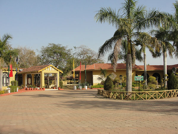 శివపురి ఎలా చేరుకోవాలి ?