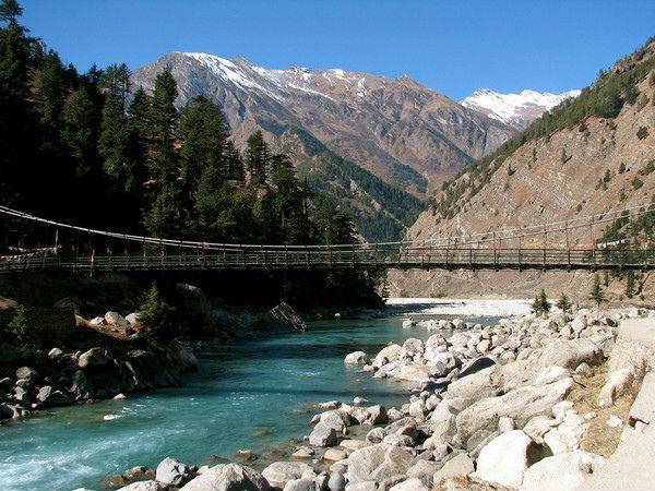 హర్శిల్ ఎలా చేరుకోవాలి ?