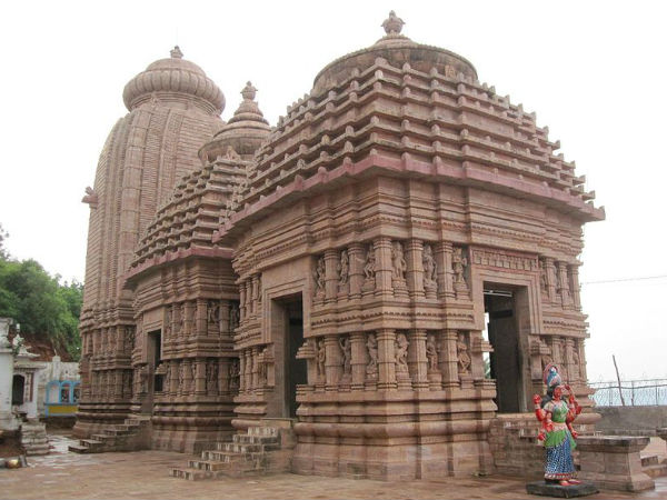 మా తారా తరణి హిల్ మందిరం