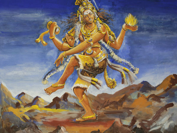 ఆలయ గోడలపై శివతాండవం పెయింటింగ్