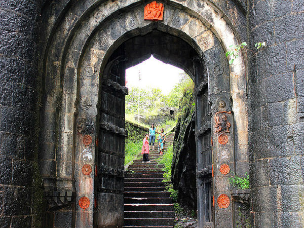అజింక్యతారా ఫోర్ట్