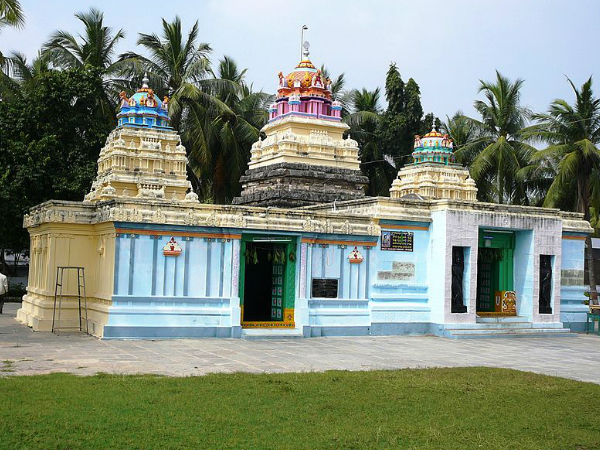 శ్రీకాకుళాంధ్ర మహావిష్ణు ఆలయం