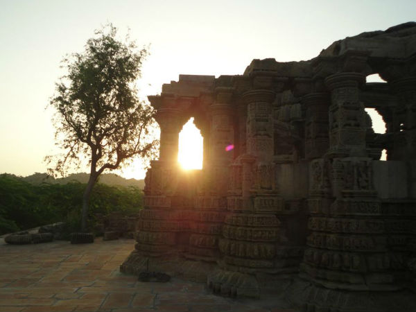 సూర్యాస్తమయం దాటితే