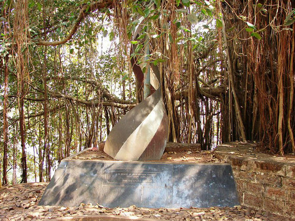 ఫ్రీడమ్ ఫైటర్స్ స్మారకం