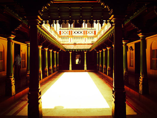 కట్టడాలు