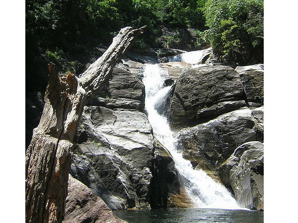 సహజ అందాలు