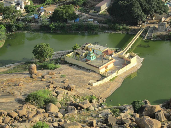 కనిగిరి దుర్గానికి వెళ్లే మార్గం