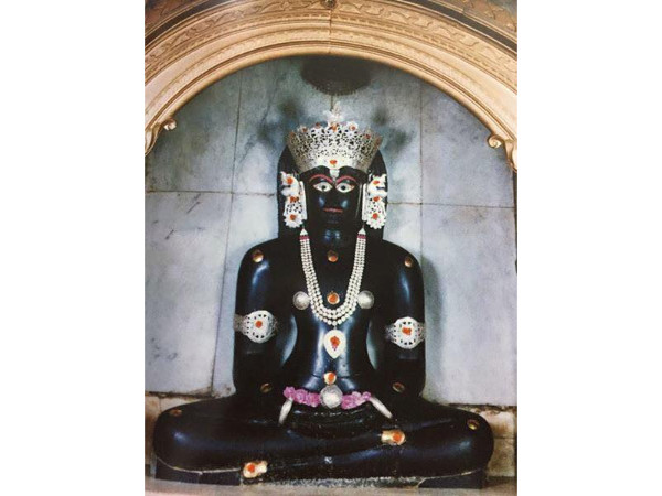 జైన మహాదేవ్ విగ్రహం