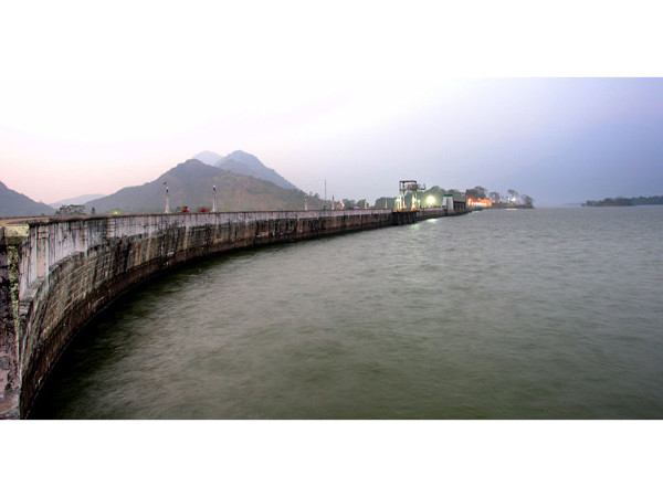 మలంపూజ డాం