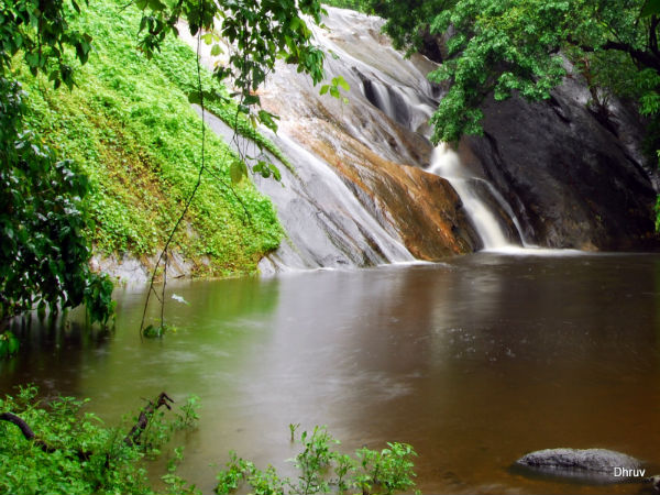 ధోనీ జలపాతాలు