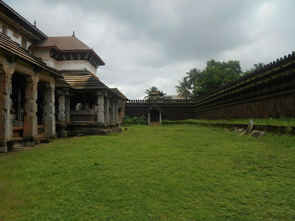 వేణూరు జైన మందిరాలు చూశారా ?