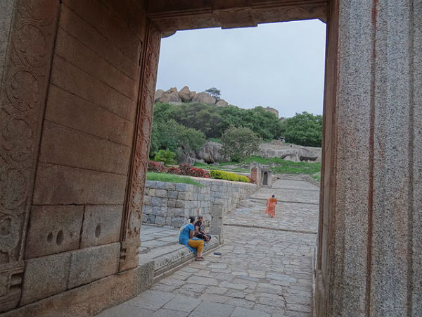 9. ఒబక ఒబవ్వనకుండి