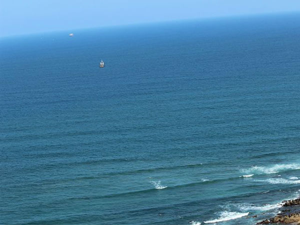 5.యారాడ బీచ్