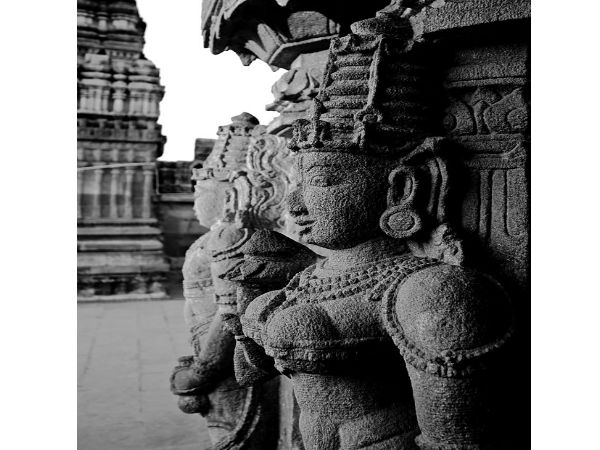 23. రోడ్డు మార్గం