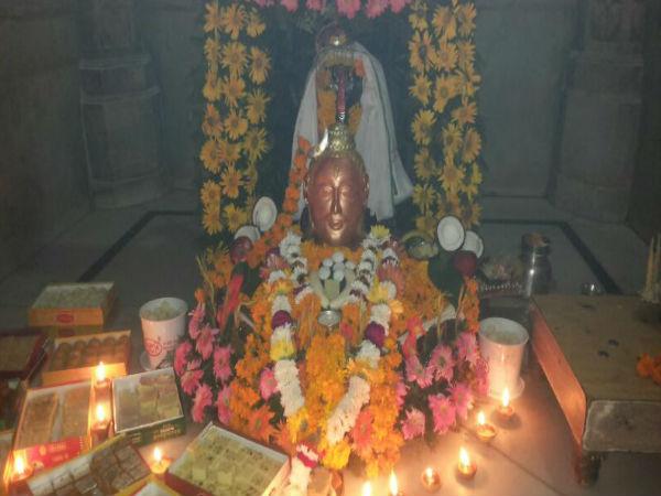 3. కదిలే శివలింగాలు ఉన్న దేవాలయం