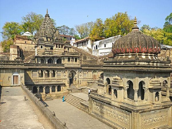 4. మహేశ్వర్ లో ఉన్న మరియు చుట్టుపక్కల పర్యాటక ప్రదేశాలు