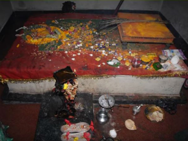 4. పద్యాలు