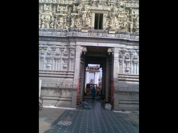 8. ప్రత్యేక పూజలు