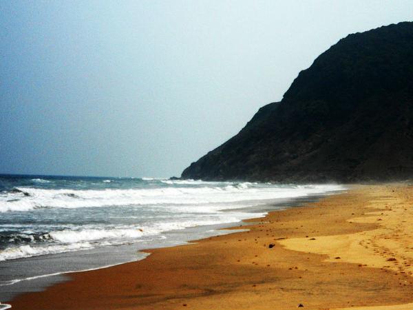 లోవపాలెం వద్ద బీచ్