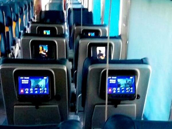 10. డిజిటల్