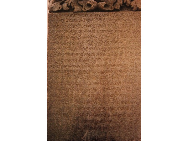 4. శ్రావణ బెలగోళ లేదా గోమఠేశ్వర విగ్రహం