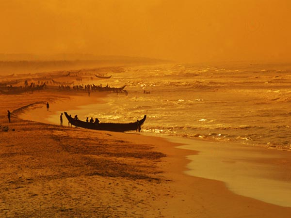 9. చోవర బీచ్