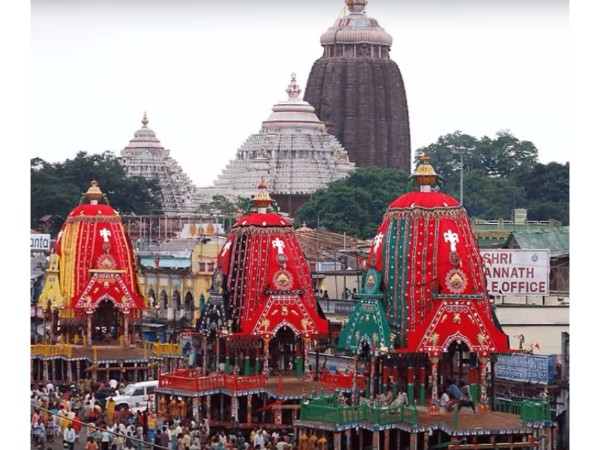 12. ఒరిస్సా పూరీ జగన్నాథ్ ఆలయం