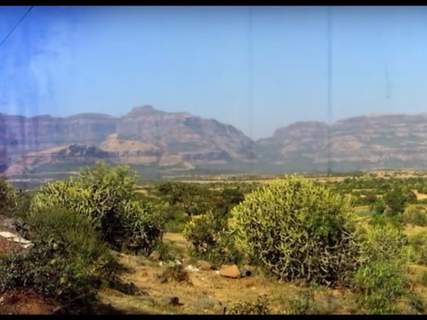 హరిశ్చంద్రగడ్ ఎలా చేరుకోవాలి ?