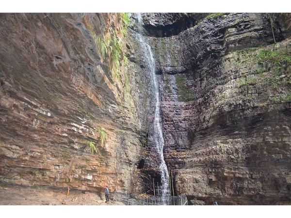 5. నీరు అతి చల్లగా, స్వచ్ఛంగా 