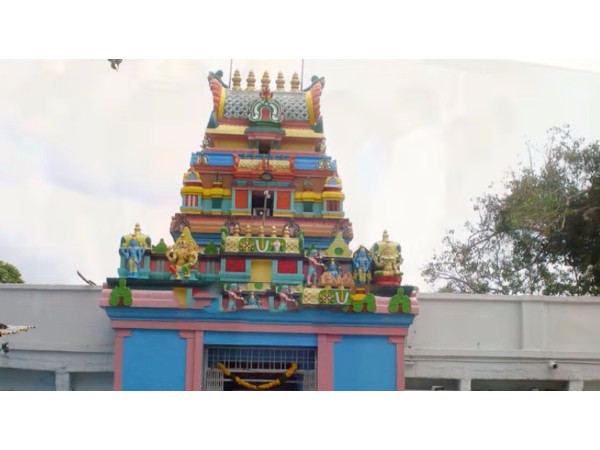 3. 11 ప్రదక్షిణలు