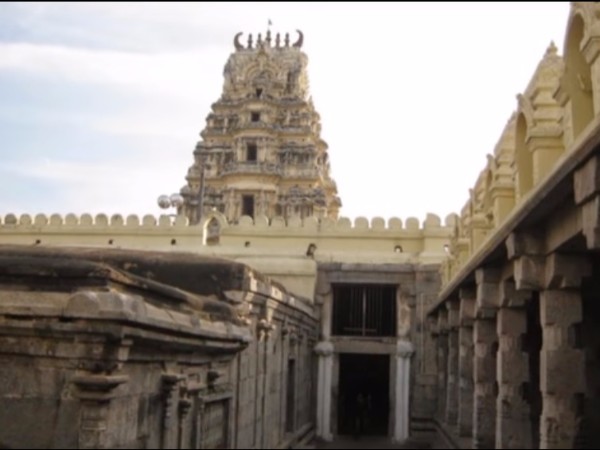 మానవులకు, దేవునికి వున్న బంధం