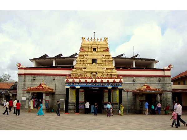 9. చదువుల తల్లి శారదాదేవి ఆలయం