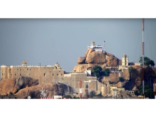  ప్రాచీన కట్టడాలు