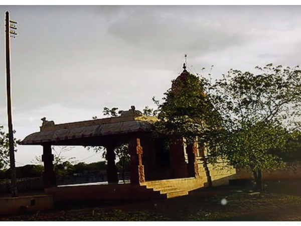 చేపలకూర నైవేద్యం