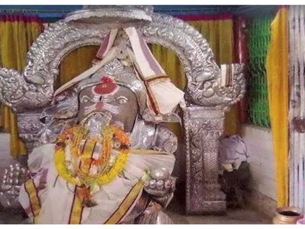 17. చక్కని శిల్పాలు