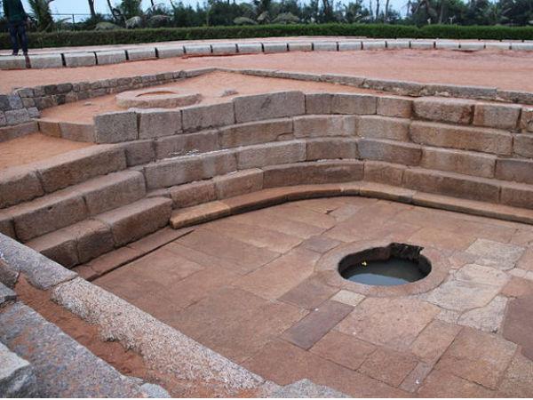 8. ఆర్ధర్ ఆలీ