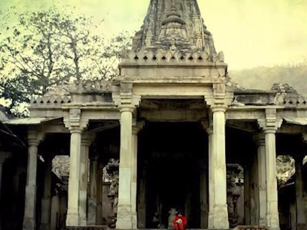 14. అతి పెద్ద శివలింగం