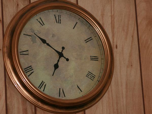 1. గడియారం కానుక