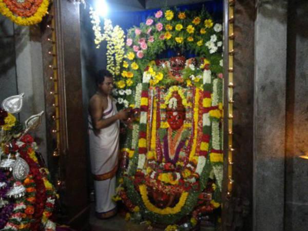 6. ఏ భాషలో