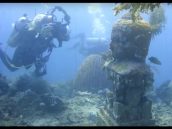 భూమి పైనున్న ఎన్నో ఆలయాలు