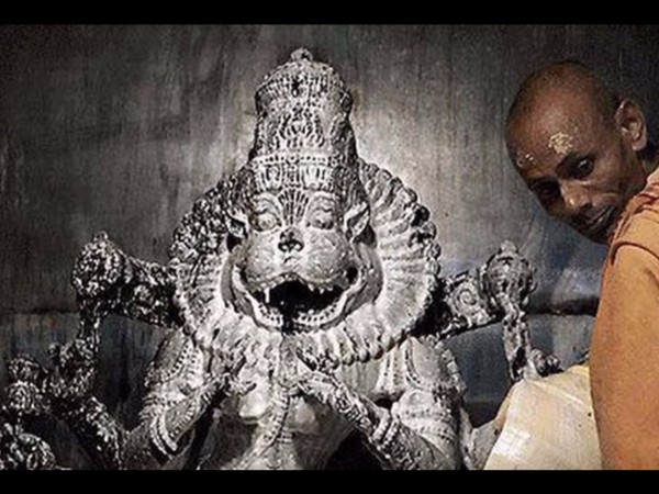 32,000 సం||ల పురాతనమైన నరసింహస్వామి విగ్రహం