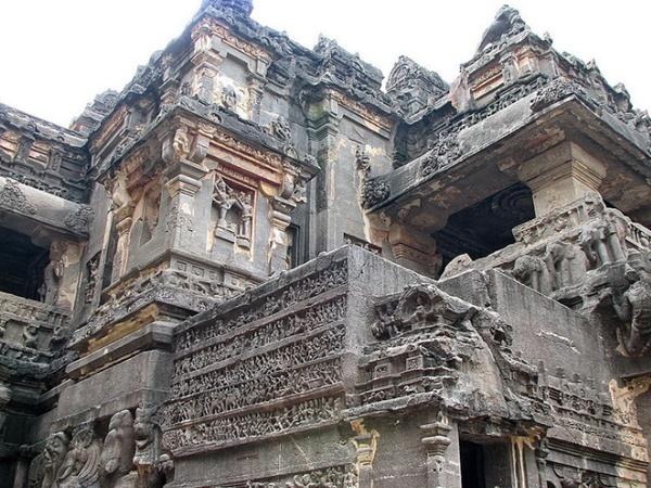 12. సొరంగాలు 