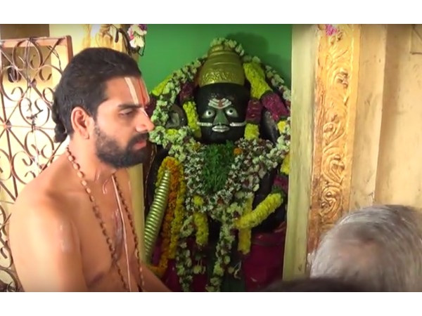 3. ఆసక్తి కరమైన ఆలయ విశేషాలు